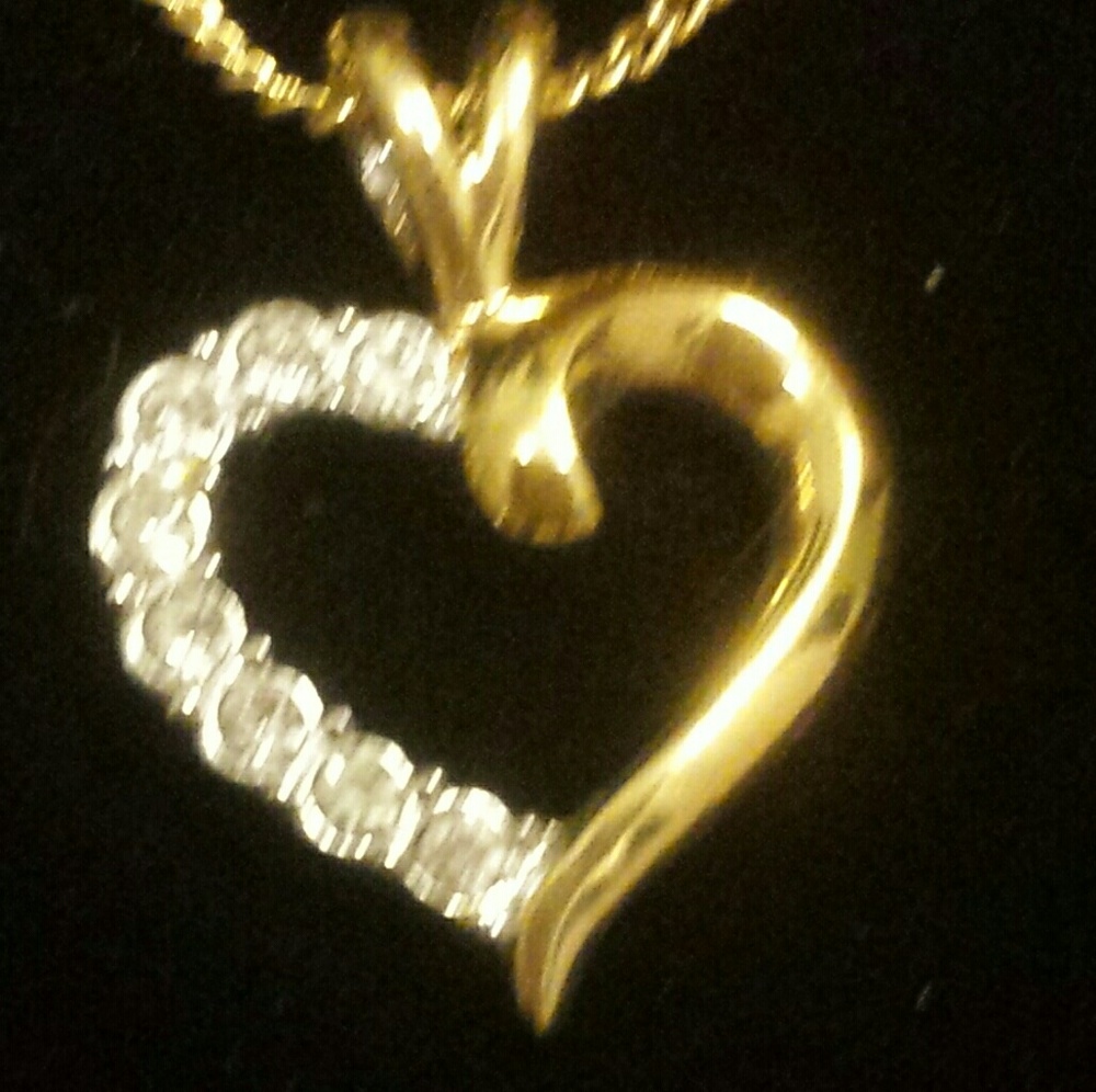 NWOT Diamond Open Heart Necklace 💗💎 - Picture 2 of 4